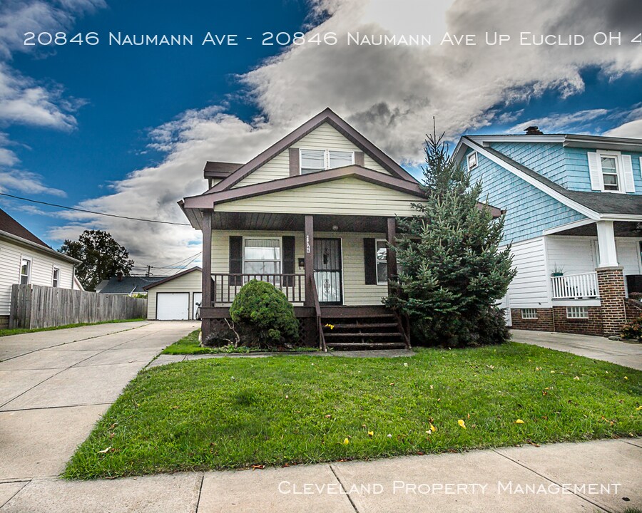 Foto principal - 20846 Naumann Ave