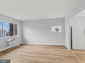 Building Photo - 6017 N 11th St