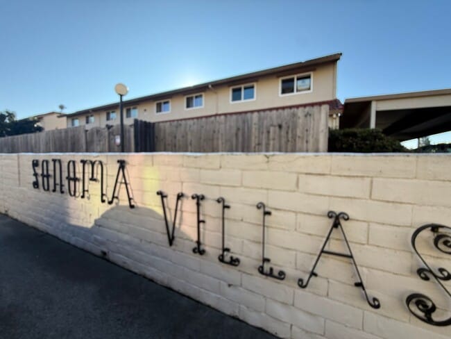 Foto del edificio - 79 Avram Ave