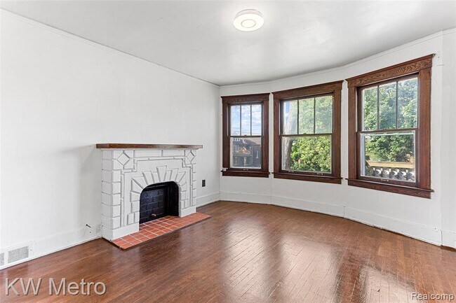 Foto del edificio - 1076 N Rademacher St