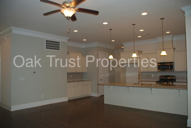 Building Photo - The Bluffs at Ashley River