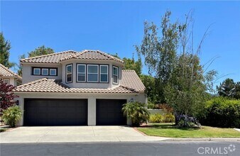 Building Photo - 28 Lawnridge