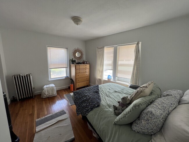 Building Photo - 119 W Wyoming Ave