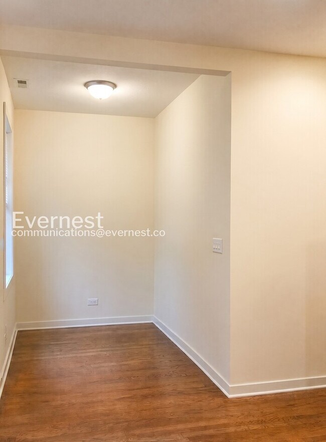 Foto del edificio - 1636 N North Park Avenue