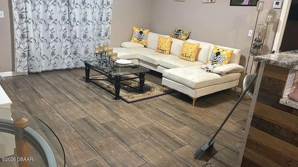 Foto del edificio - 355 Heritage Estates Ln