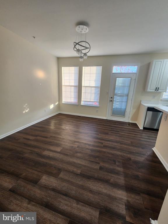 Building Photo - 14120 Silver Teal Way