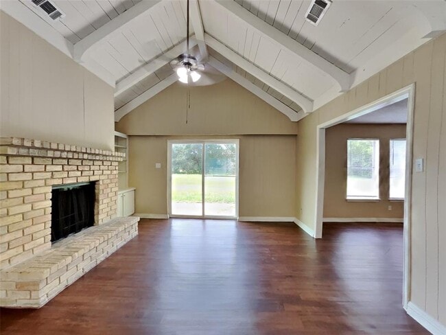 Building Photo - 6002 Raza Rd