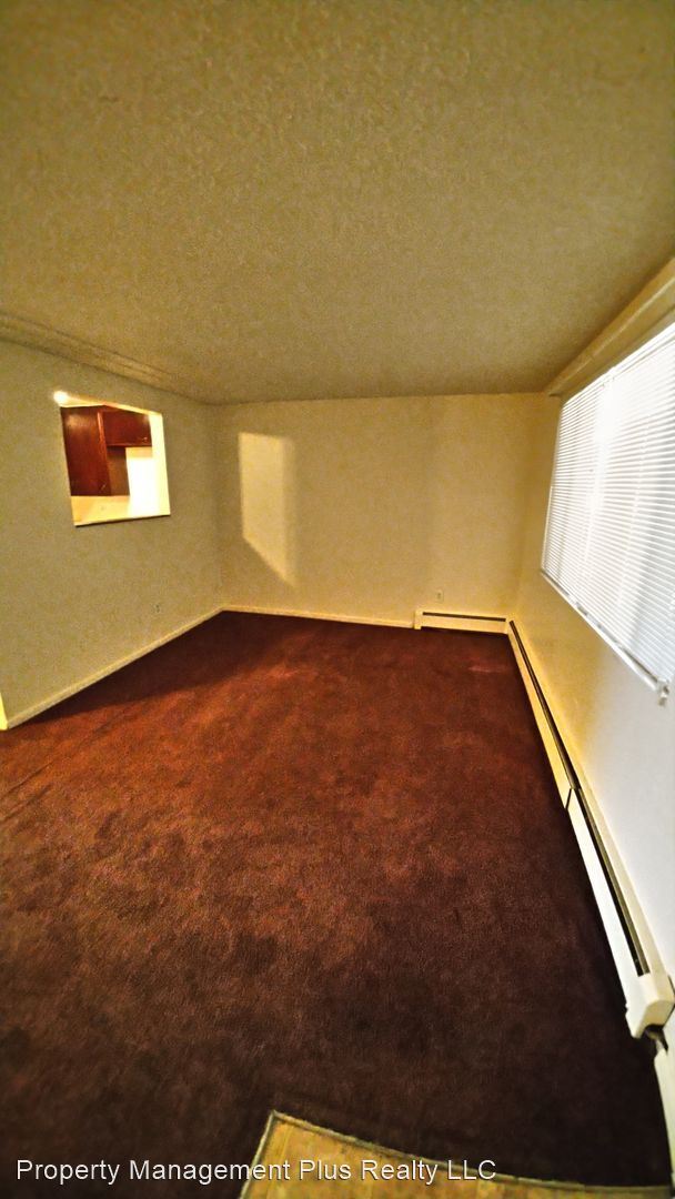 Building Photo - 325 15th Ave