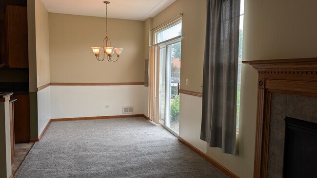 Foto del edificio - 5014 Montauk Dr