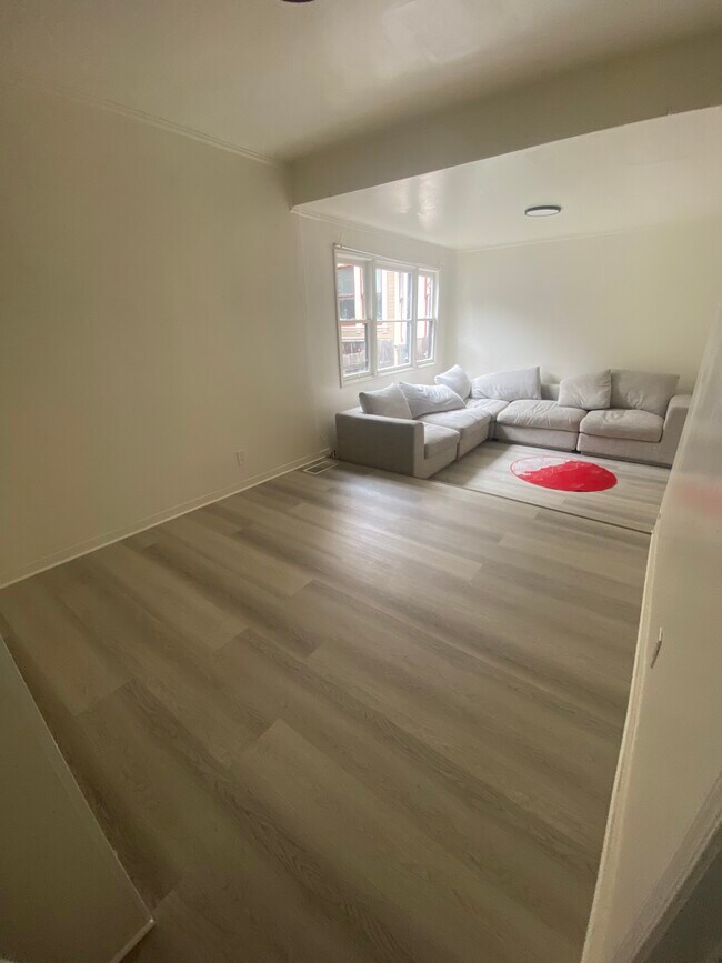 Foto del edificio - 2344 Fulton St
