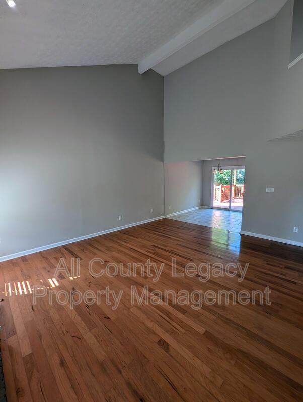 Foto del edificio - 3419 Underwood Rd SE