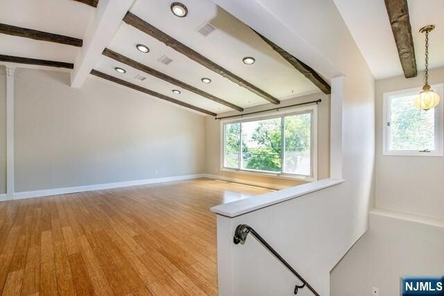 Foto del edificio - 19 Southwynde Dr