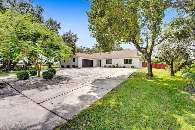 Foto del edificio - 9620 NW 26th Ct