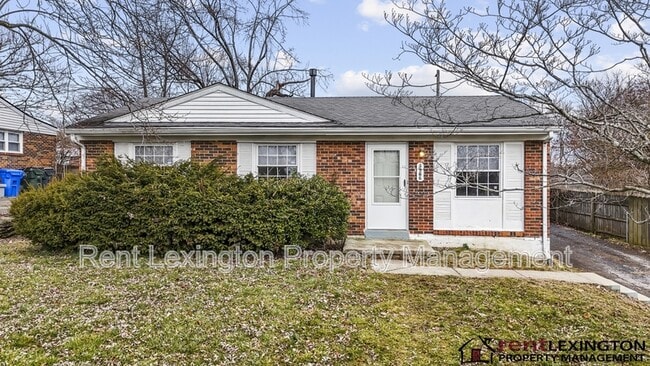 Photo - 3966 Northampton Dr House