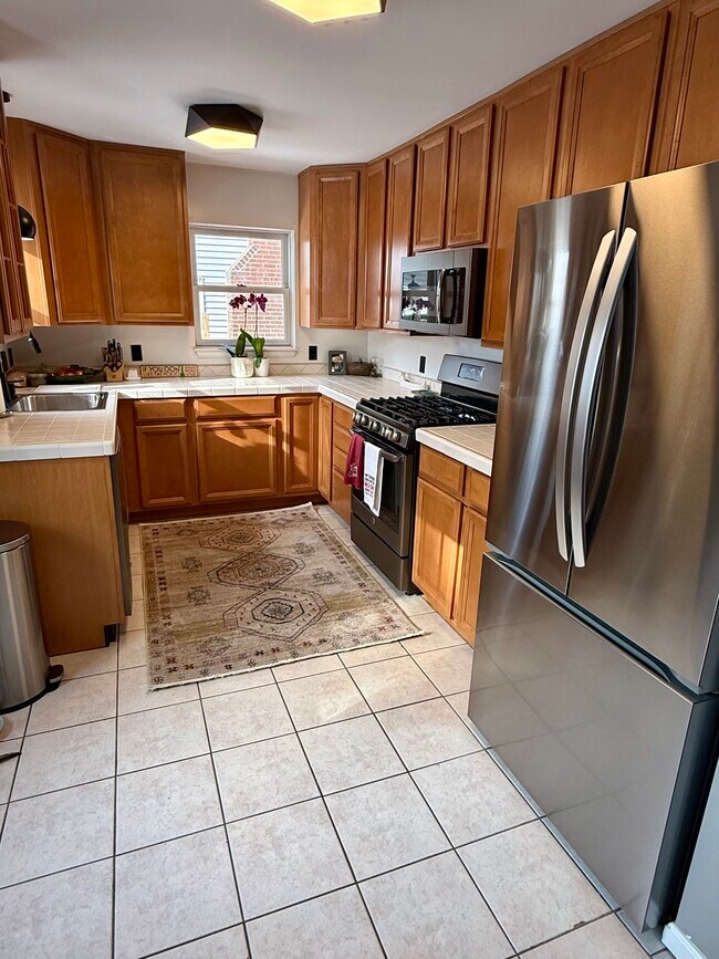 Foto del edificio - 20271 Parkview Ave