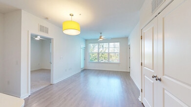Interior Photo - Essex Luxe Apartments