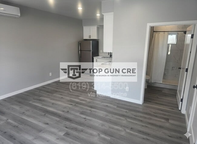 Building Photo - 4862-68 Fond Du Lac Ct