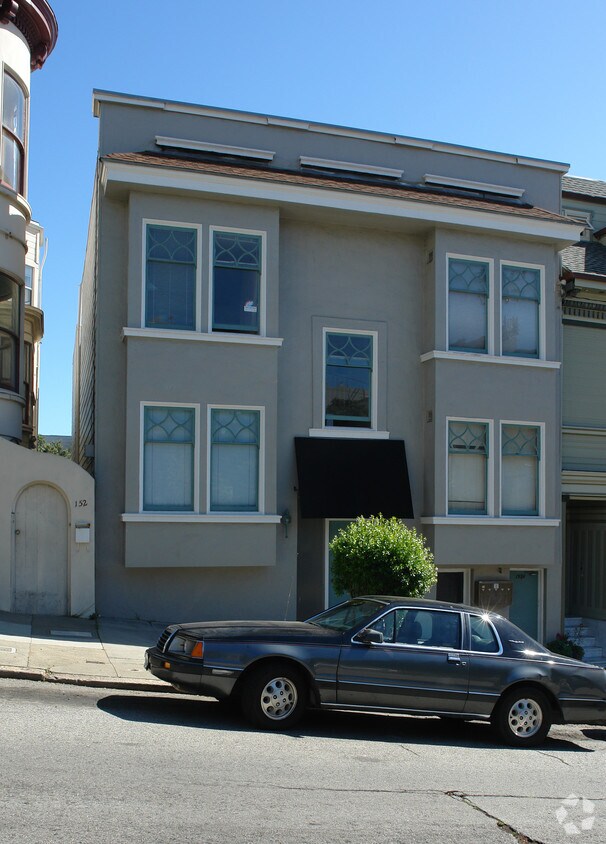 Primary Photo - 158 Shrader St