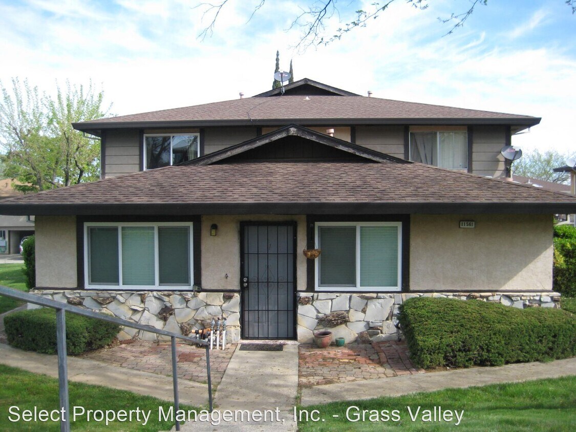 2 br, 1 bath House - 11561 Garnet Way # 2 - 2 br, 1 bath House - 11561 Garnet Way  # 2