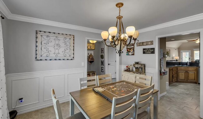 Building Photo - Spacious 3 Bed, 3 Bath Home with Luxury Am...