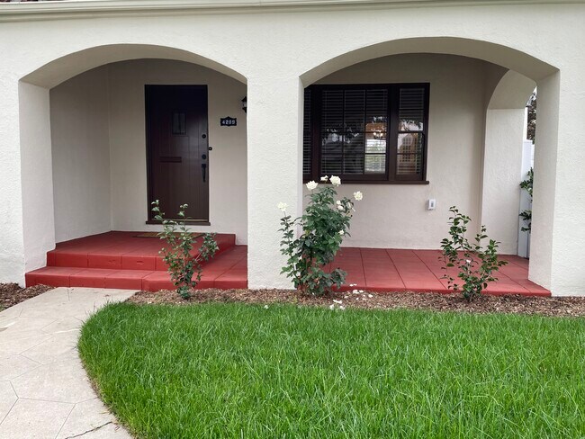Foto del edificio - 4209 Vinton Ave