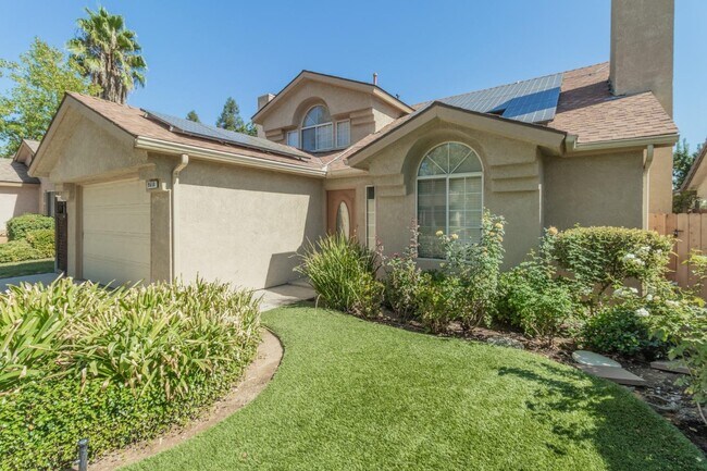 Foto del edificio - 9658 N Sharon Ave