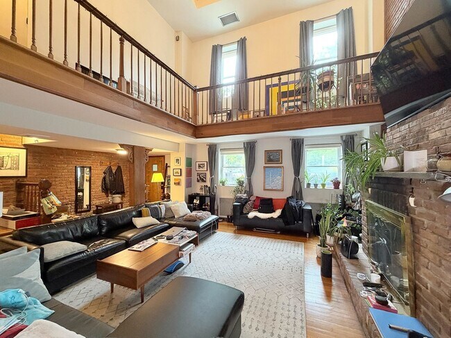 Foto del edificio - 418 Hudson St