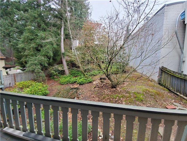 Building Photo - 146 N 144th St