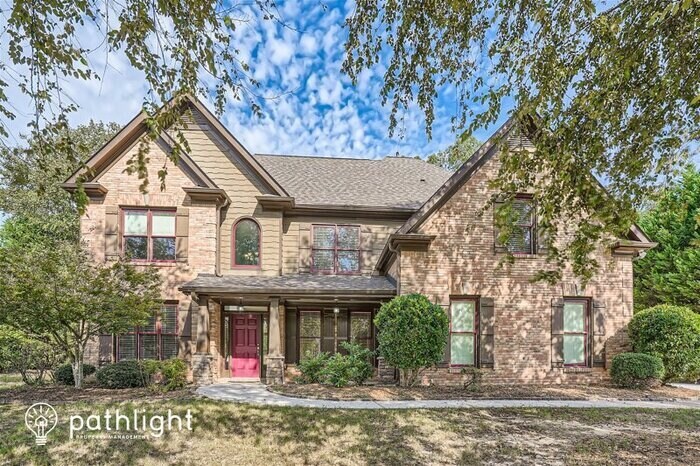 Foto principal - 1681 River Crest Way, Lawrenceville Ga 300...
