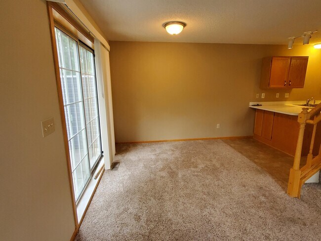 Building Photo - 1810 Donegal Dr