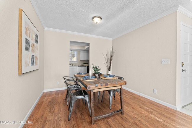 Building Photo - 6654 Bell Tower Ct