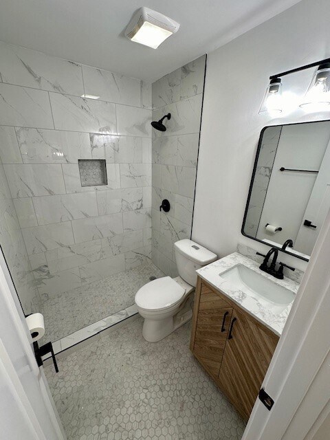 Foto del edificio - 5340 Edsall Rd