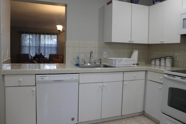 Foto del edificio - 13115 Belhaven Ct