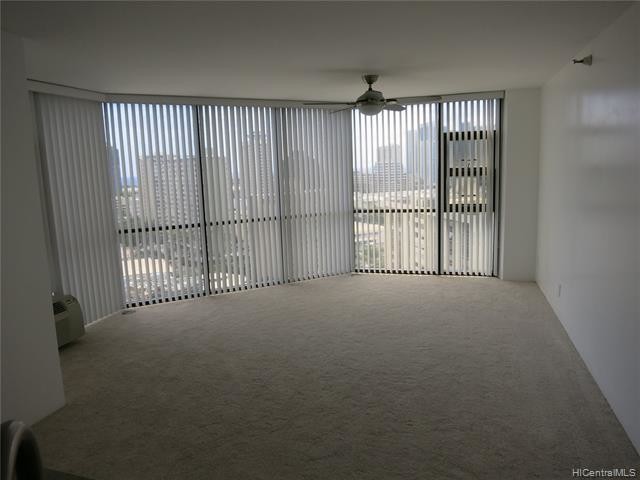 Building Photo - 930 Kaheka St