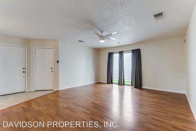 Building Photo - 3 br, 2 bath House - 11054 Stagwood Pass