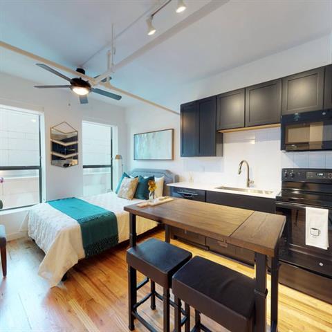 Foto del edificio - 3721 N Hall St