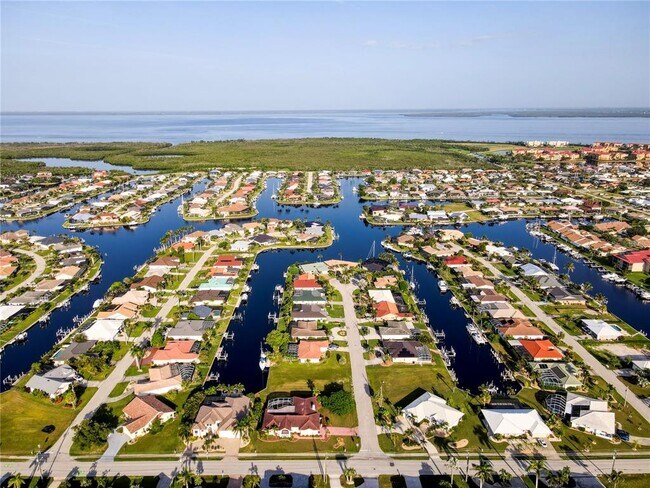 Building Photo - 2500 Rio Lisbo Ct