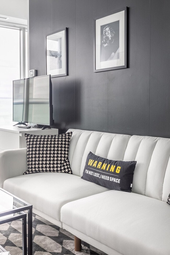 Building Photo - 120 Bremner Blvd