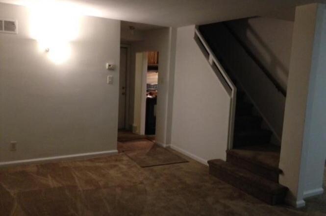 Building Photo - 2616 W 10th St