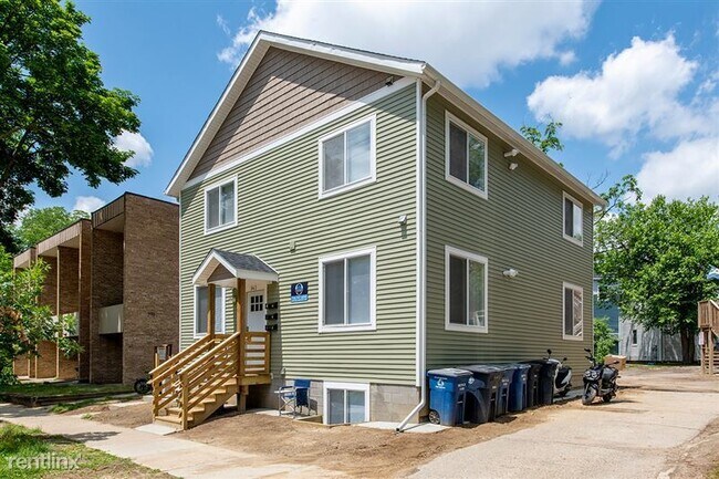 Foto del edificio - 943 Dewey Ave