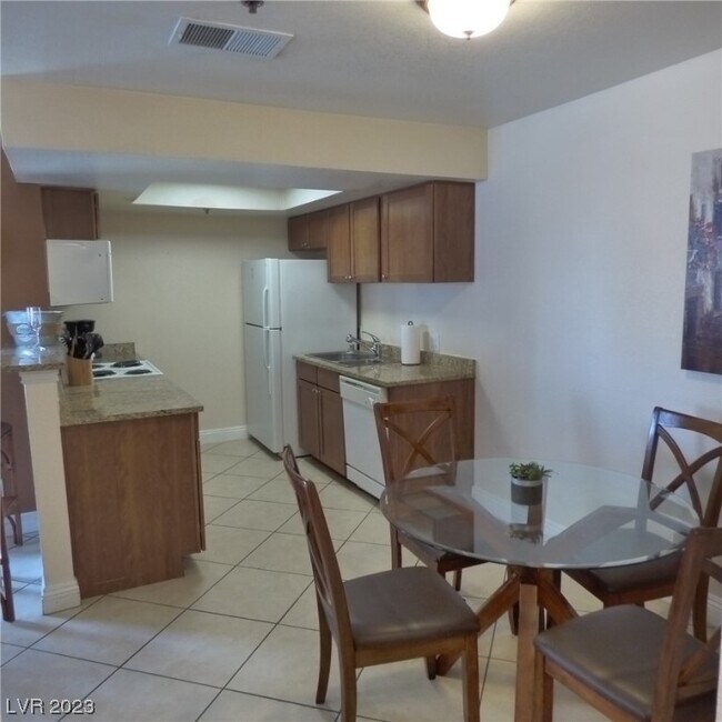 Building Photo - 4200 S Valley View Blvd