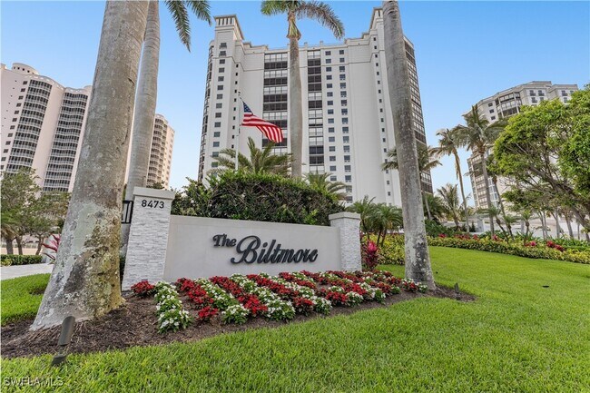 Foto del edificio - 8473 Bay Colony Dr