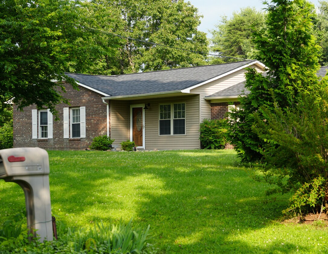 Primary Photo - 254 Tom Treece Rd