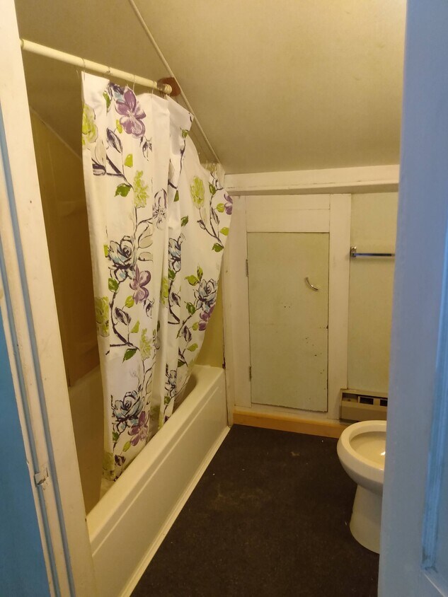 Foto principal - 482 Cushman Rd