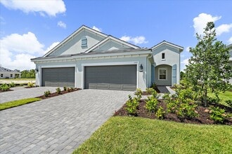 Building Photo - 2325 Blue Mahoe Ln