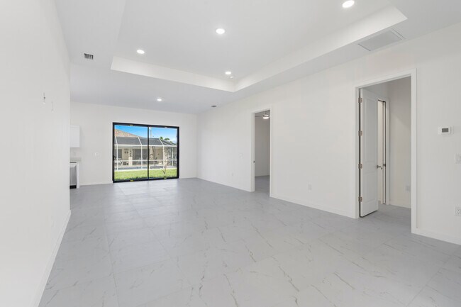 Foto del edificio - 4233 Jacaranda Pkwy W