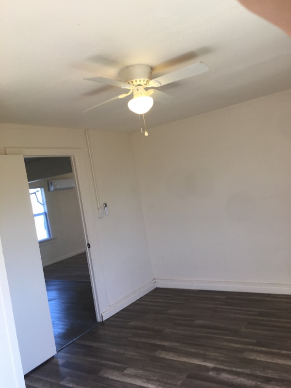 Foto del edificio - 13030 Kansas Ave