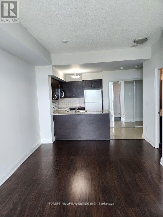 Building Photo - 30 N Park Rd