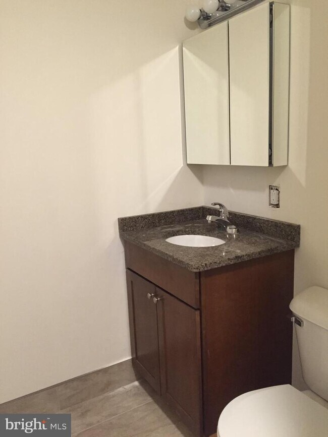 Foto del edificio - 2788 Willits Rd