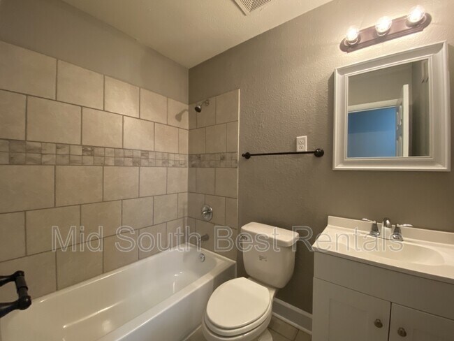 Foto del edificio - 4836 Knight Arnold Rd